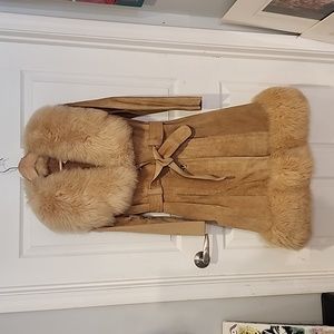 Vintage Suede Fur Collared Trench Coat with Belt
